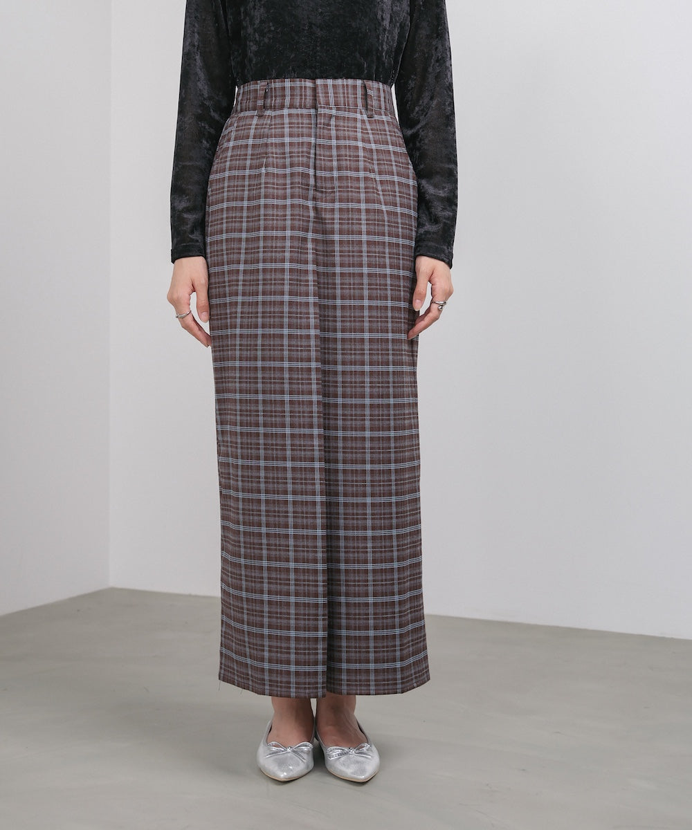 フロントタックIラインスカート