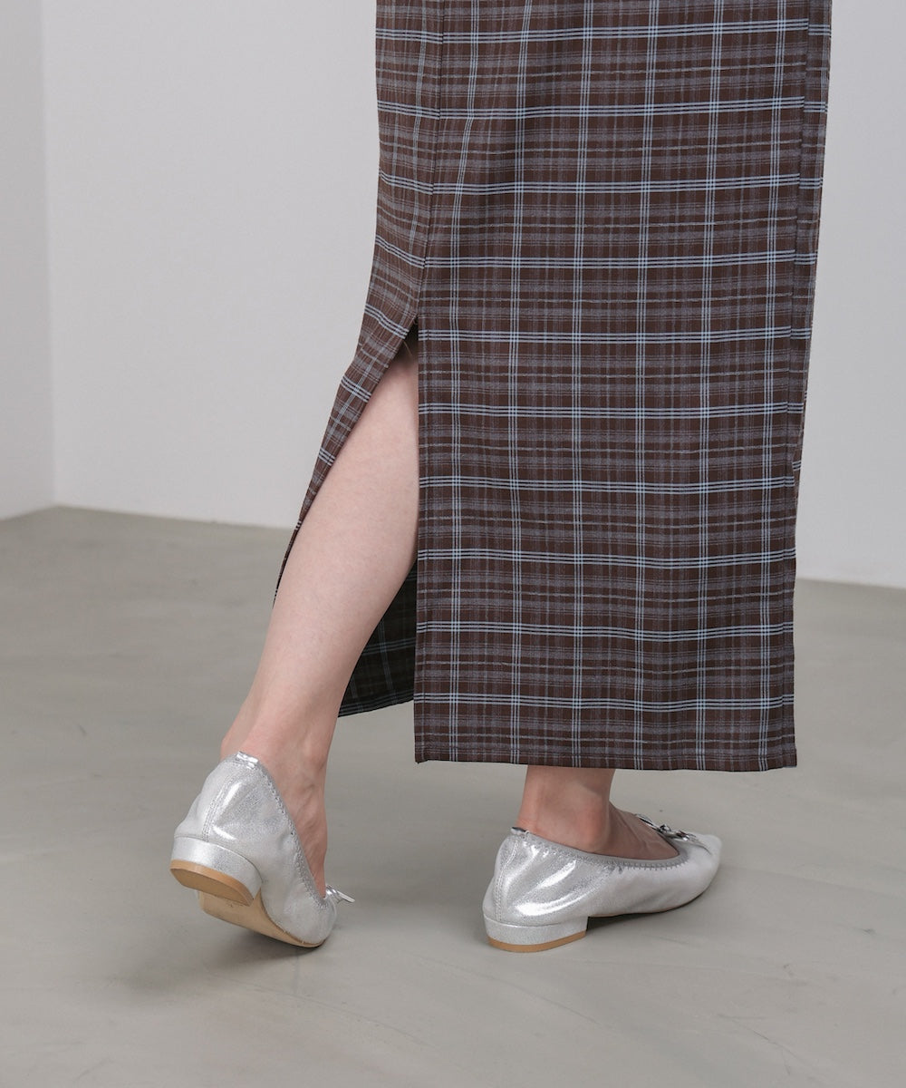 フロントタックIラインスカート