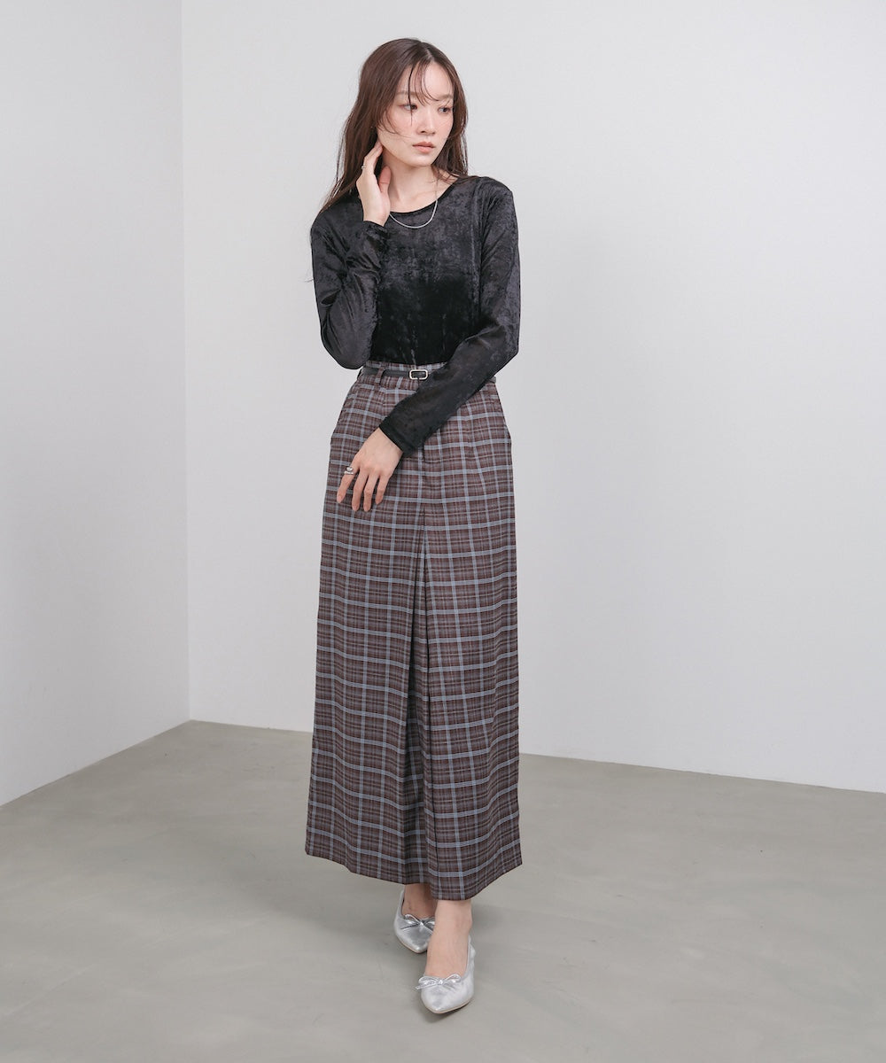 フロントタックIラインスカート