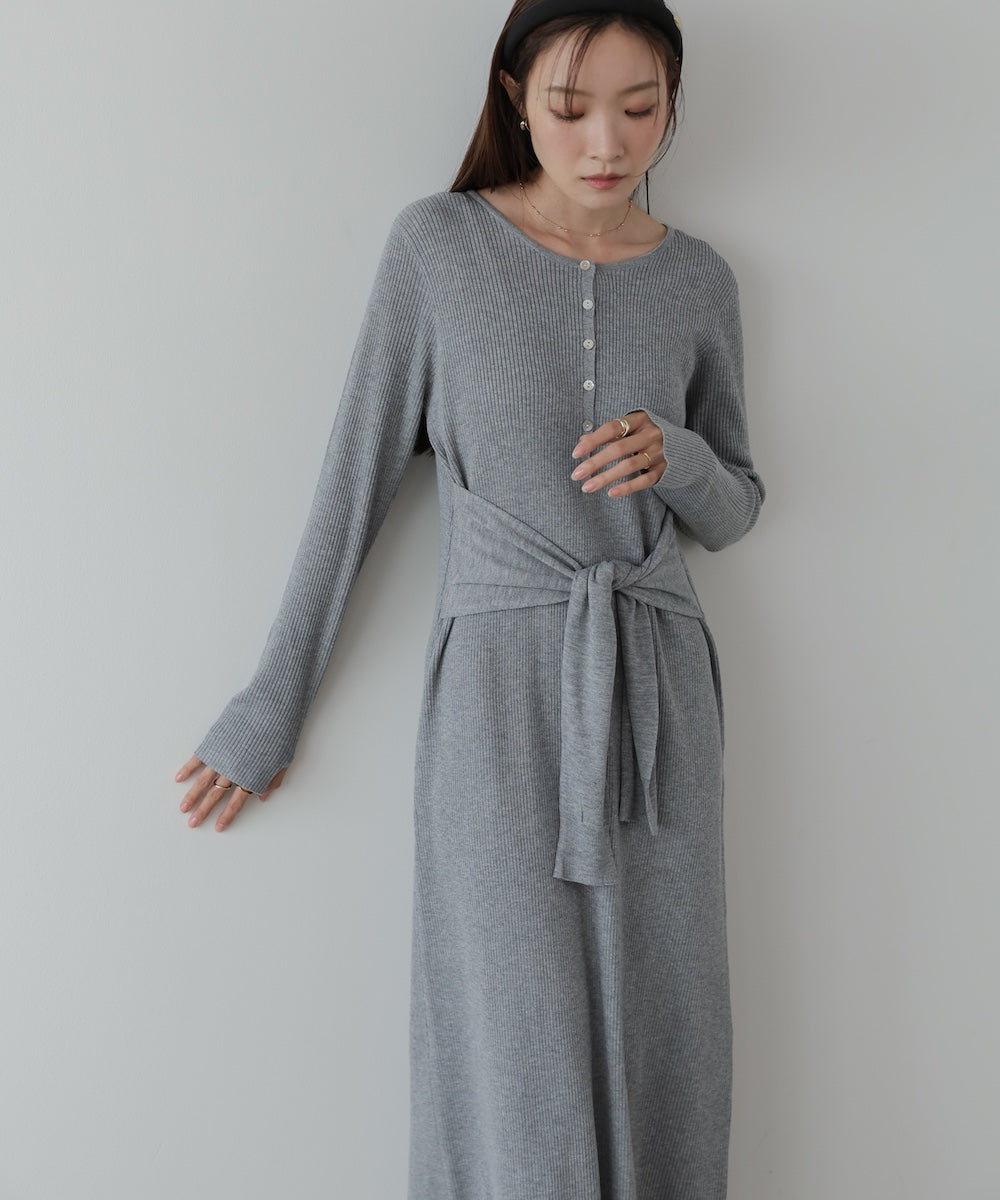 レイヤード風ウエスト結びリブニットワンピース