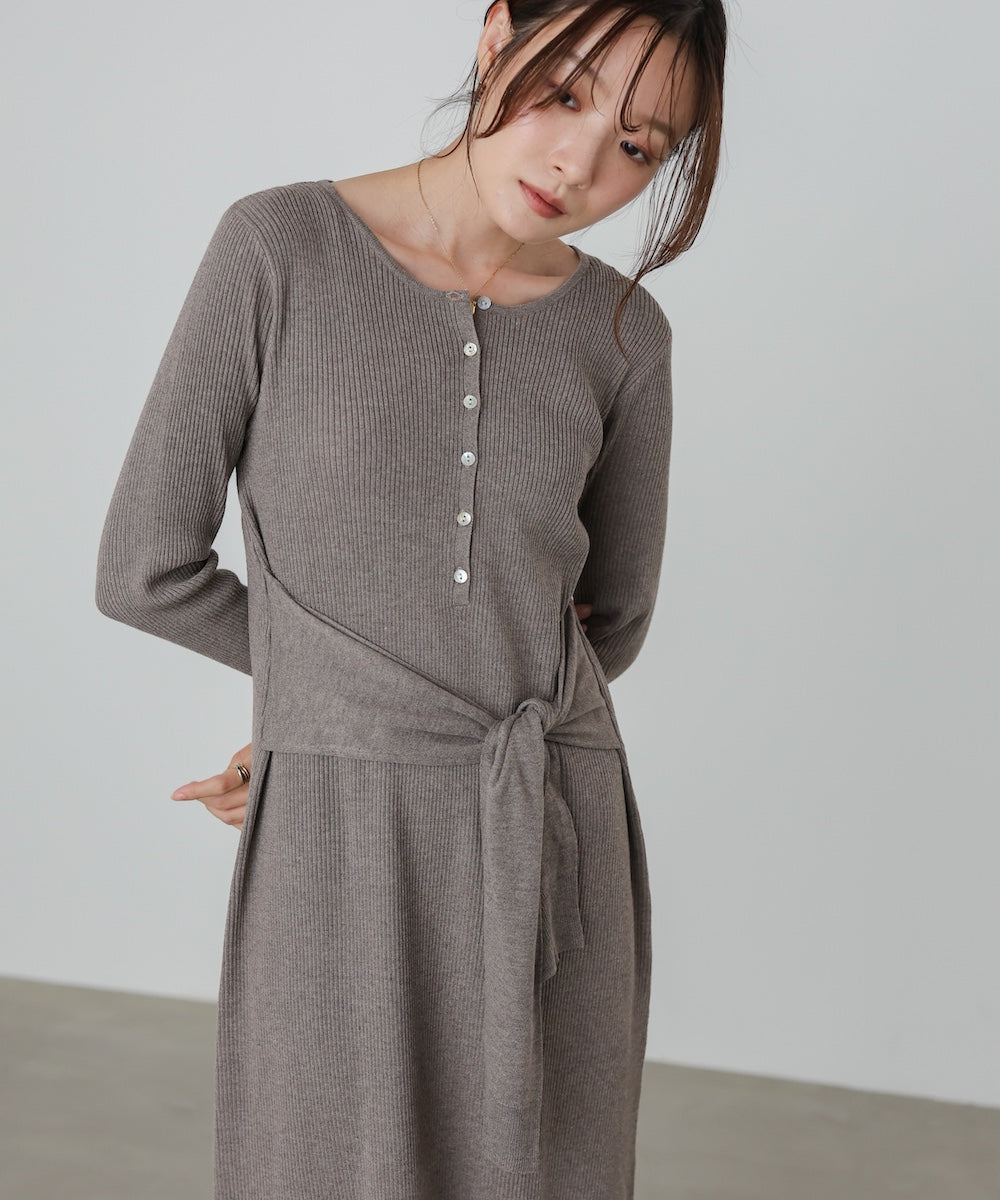 レイヤード風ウエスト結びリブニットワンピース