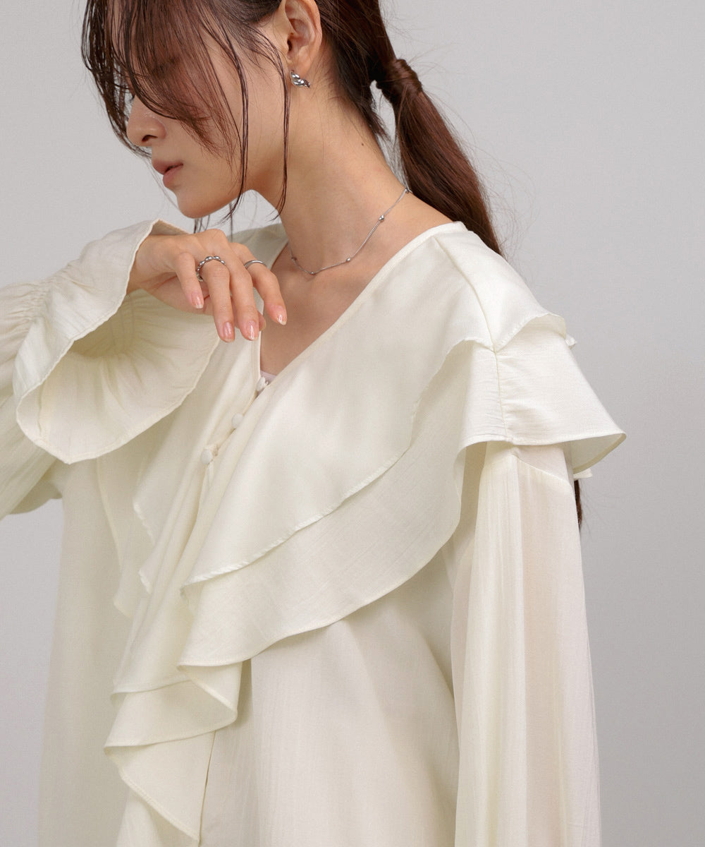ダブルラッフルカラーブラウス