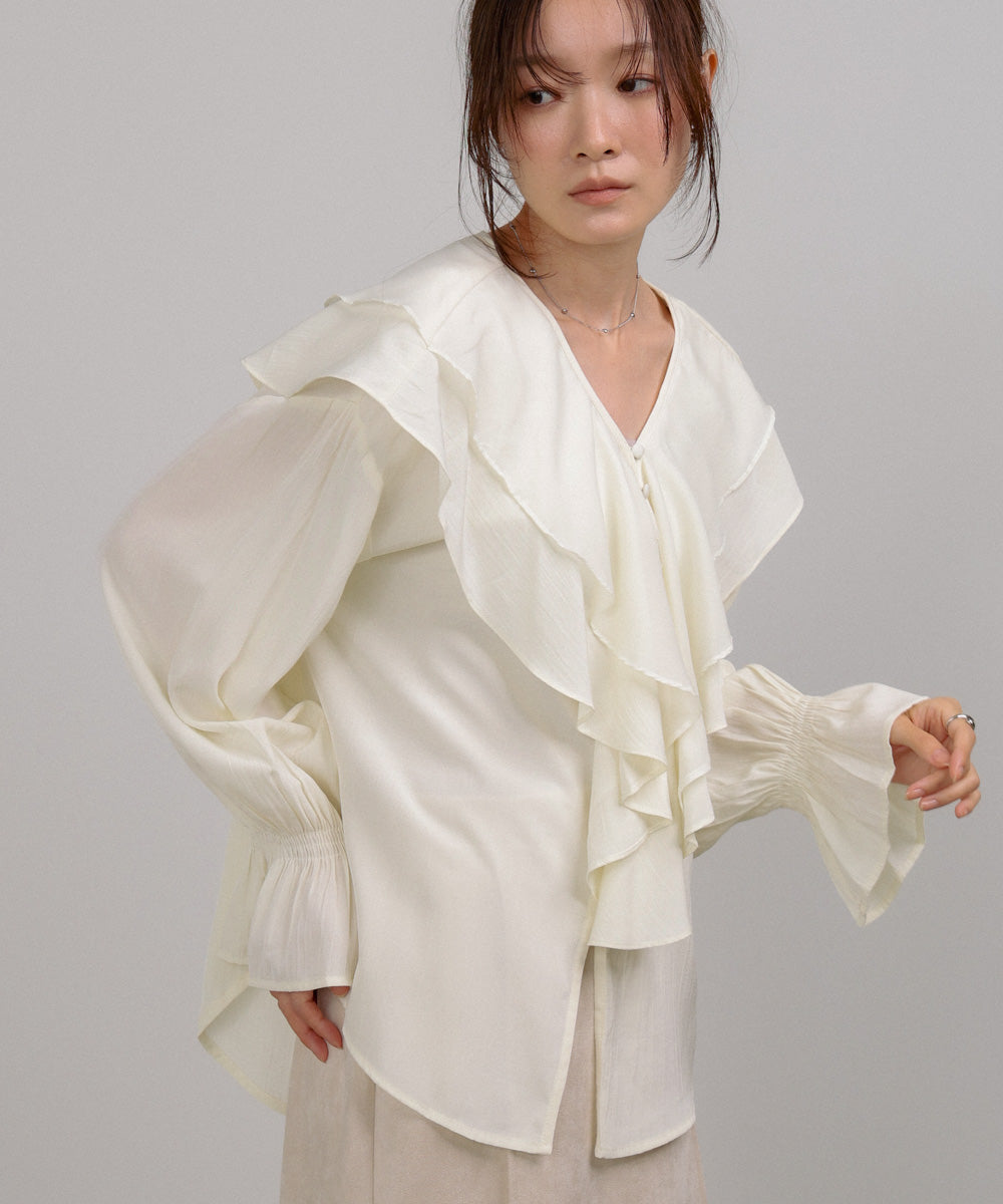 ダブルラッフルカラーブラウス