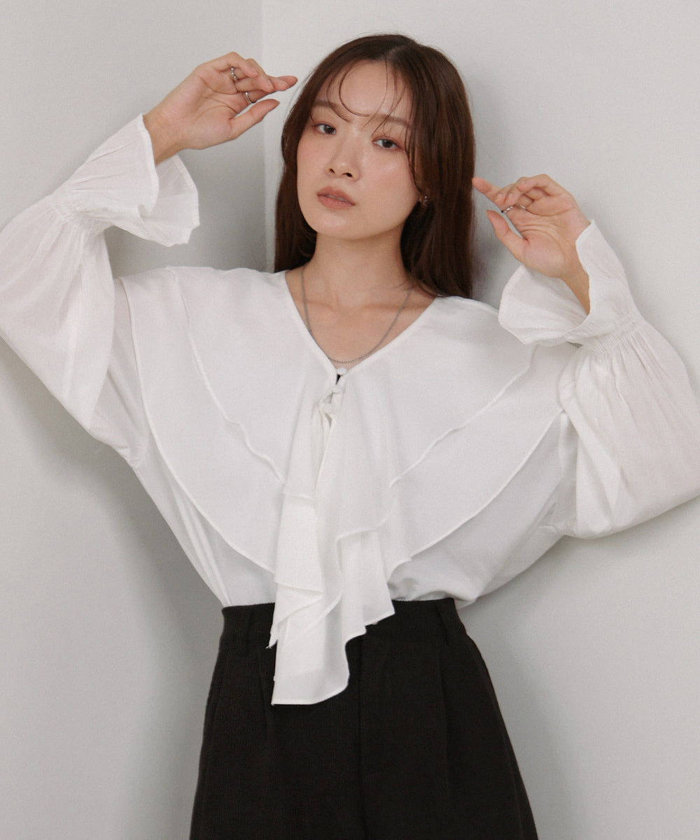 ダブルラッフルカラーブラウス