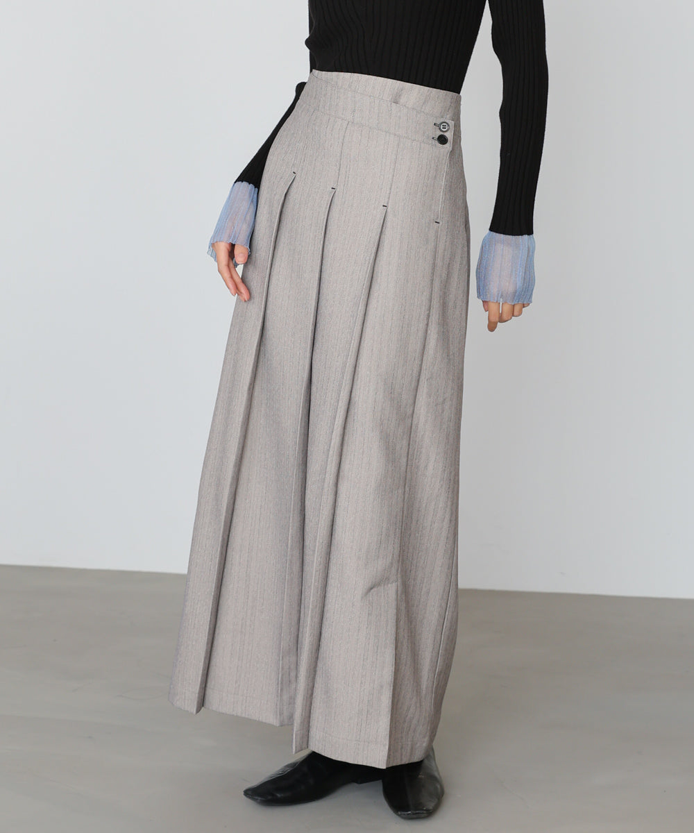 ピンストライプサイドプリーツスカート
