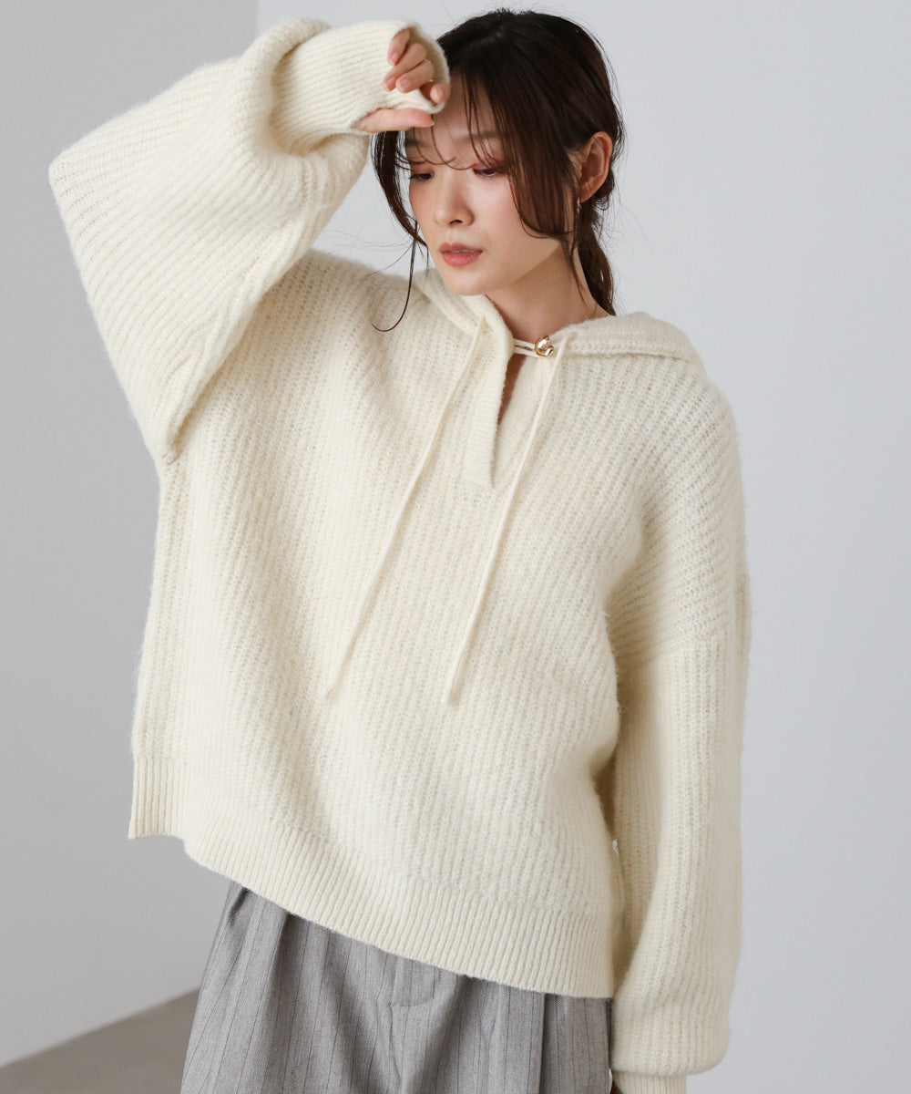 フーディーニットトップス