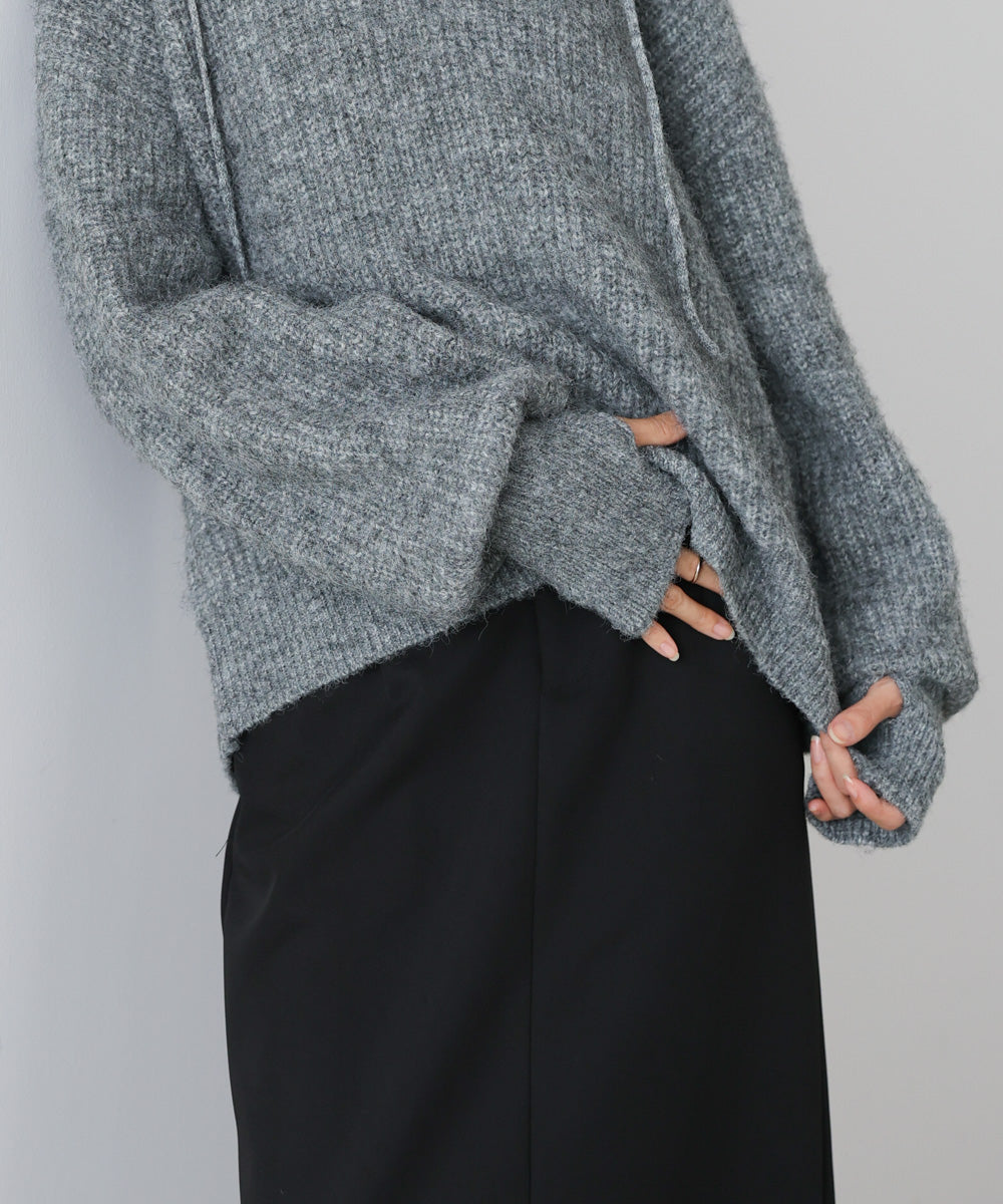 フーディーニットトップス