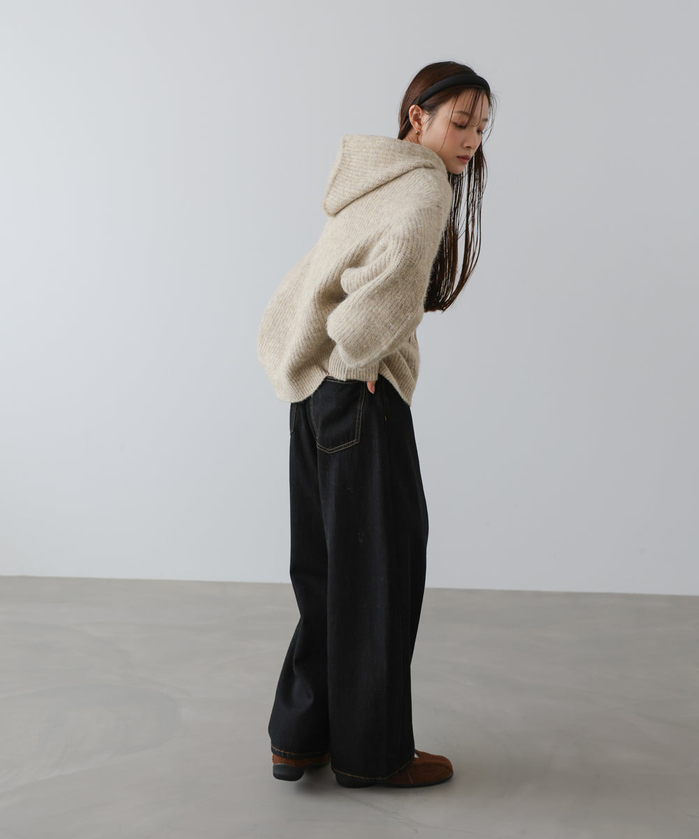 フーディーニットトップス