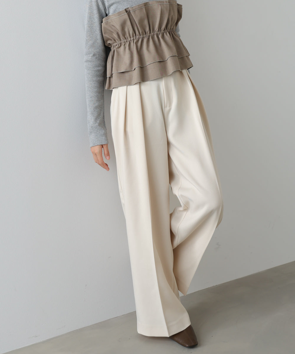 ツータックワイドパンツ