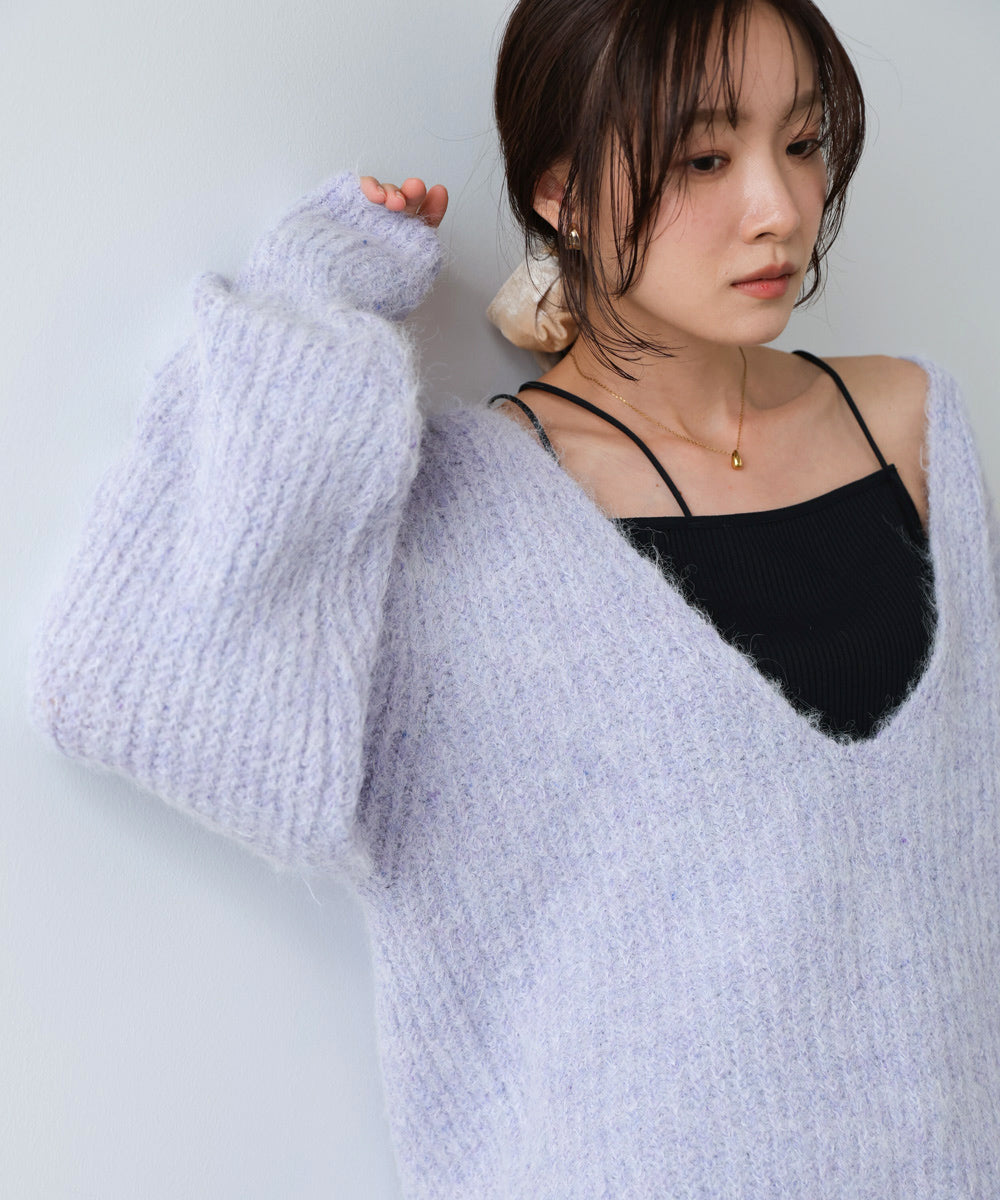ワイドVネックルーズニットプルオーバー