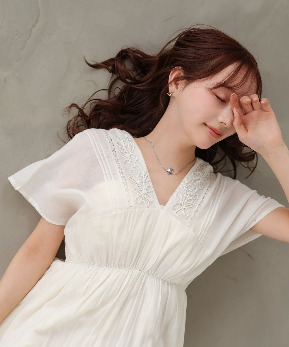 【選べるサイズ展開】テープ刺繍ピンタックレースワンピース