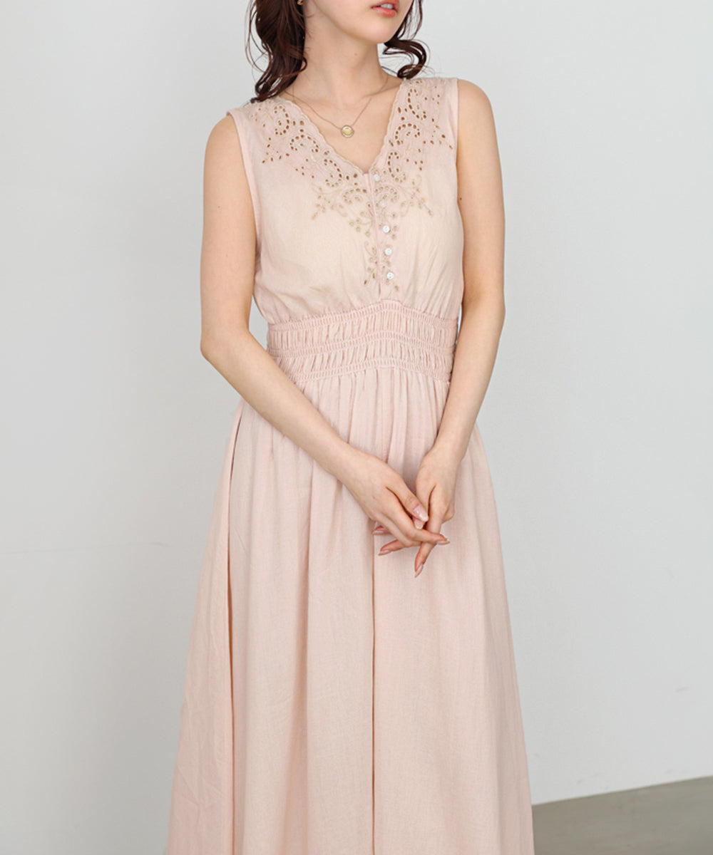 【選べるサイズ展開】スカラップ刺繍ウエストギャザーワンピース