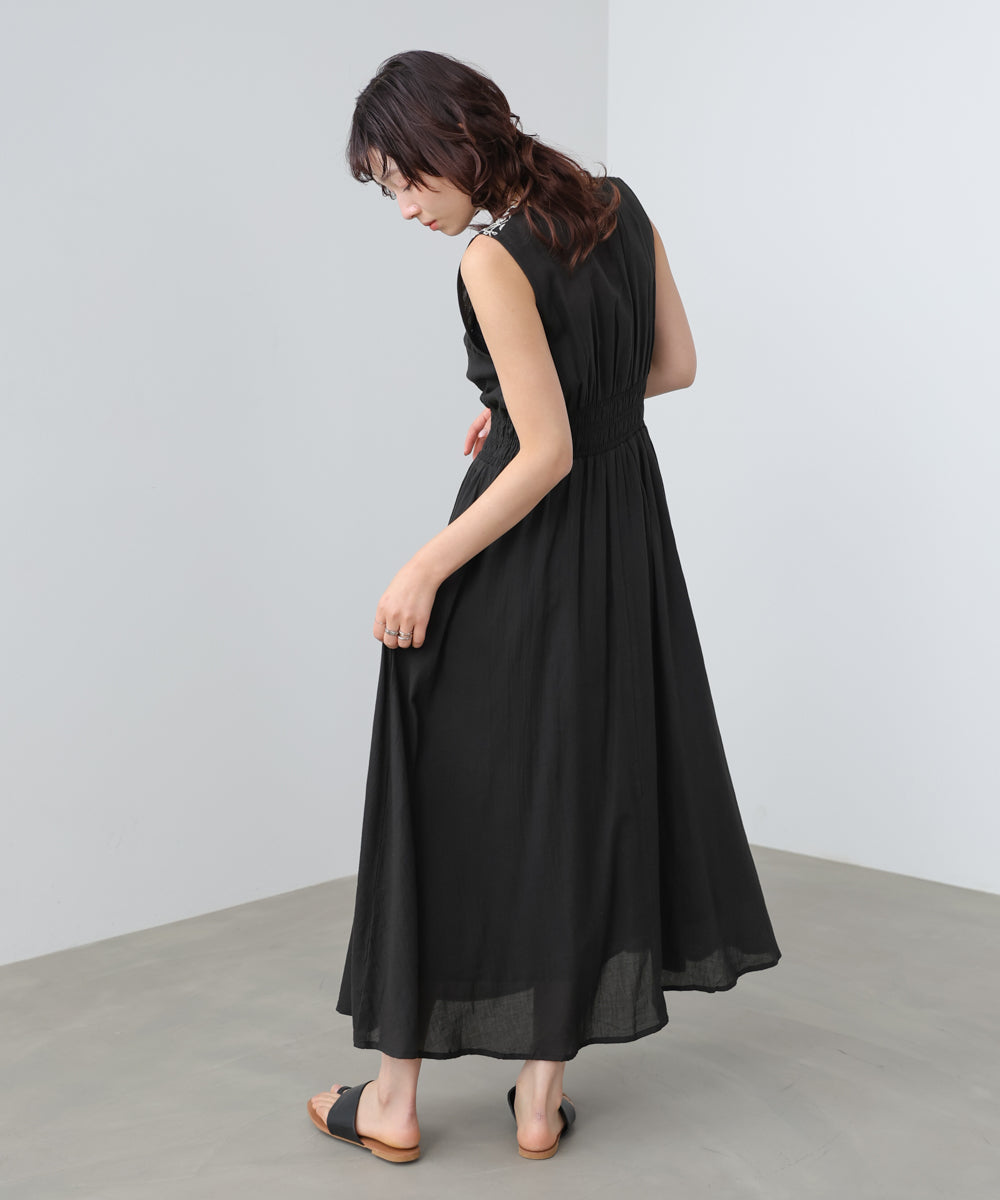 【選べるサイズ展開】スカラップ刺繍ウエストギャザーワンピース