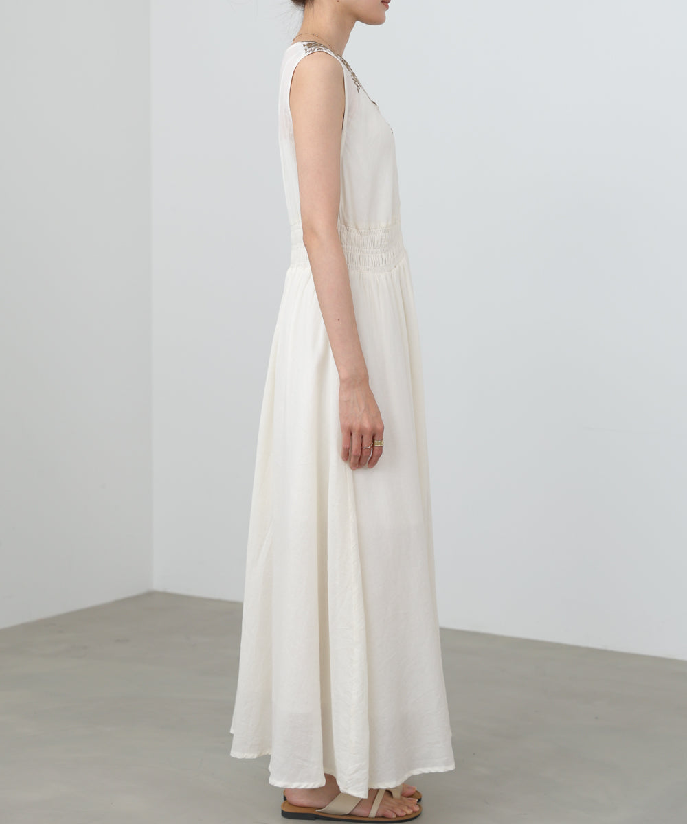 【選べるサイズ展開】スカラップ刺繍ウエストギャザーワンピース