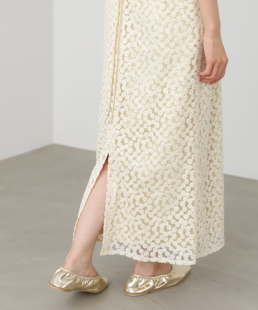 刺繍フラワーキャミワンピース