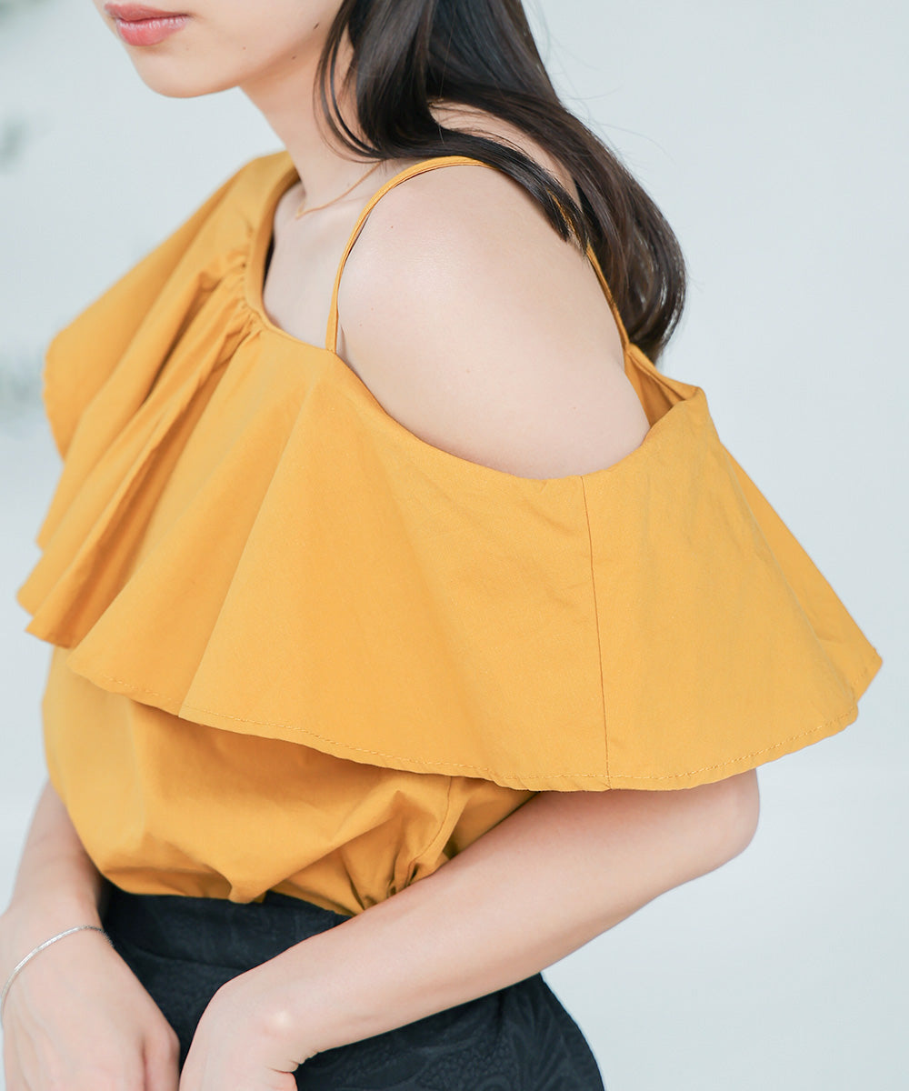 ASYMMETRICAL OFF SHOULDER BLOUSE