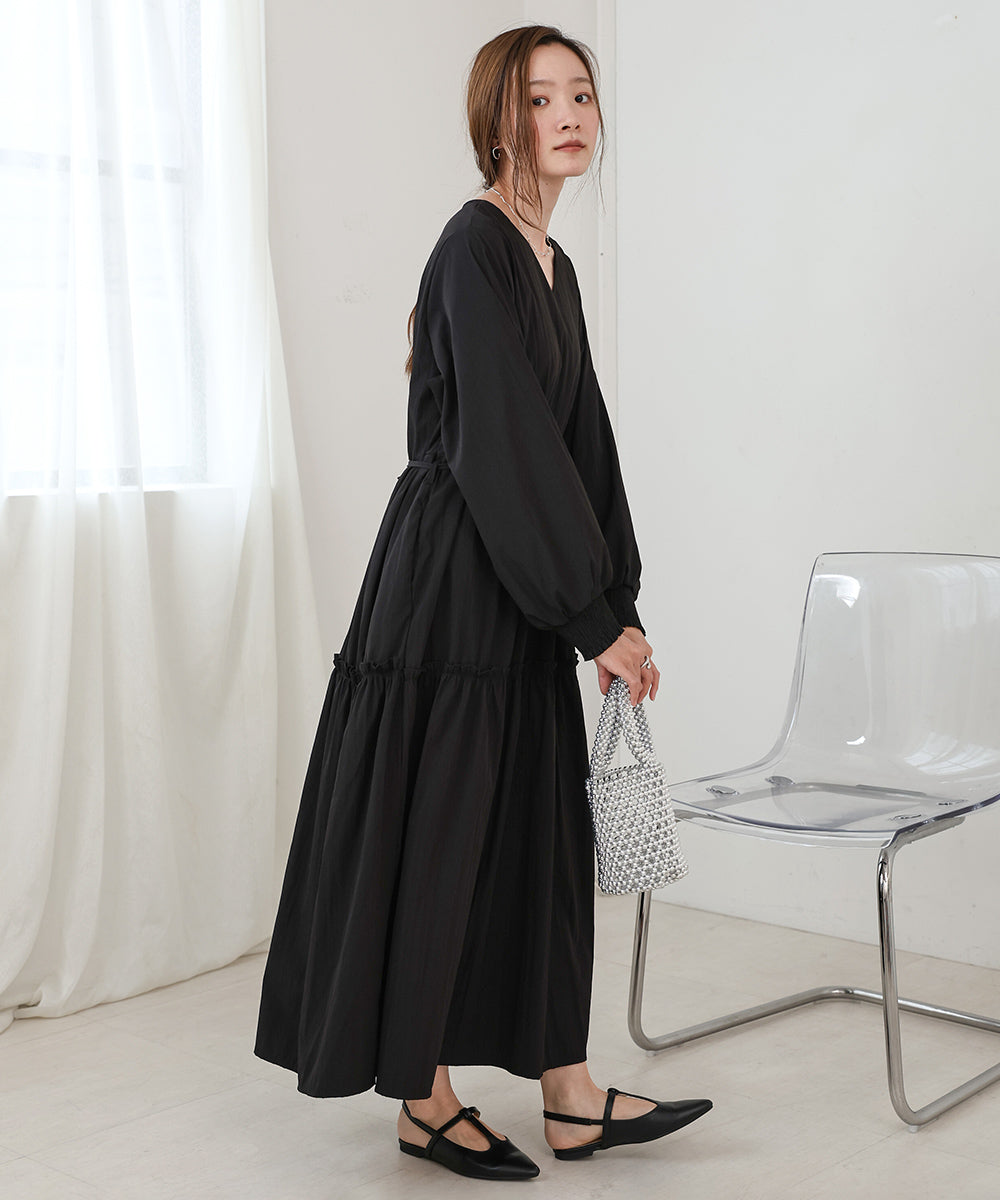 V-NECK GATHERED ONEPIECE