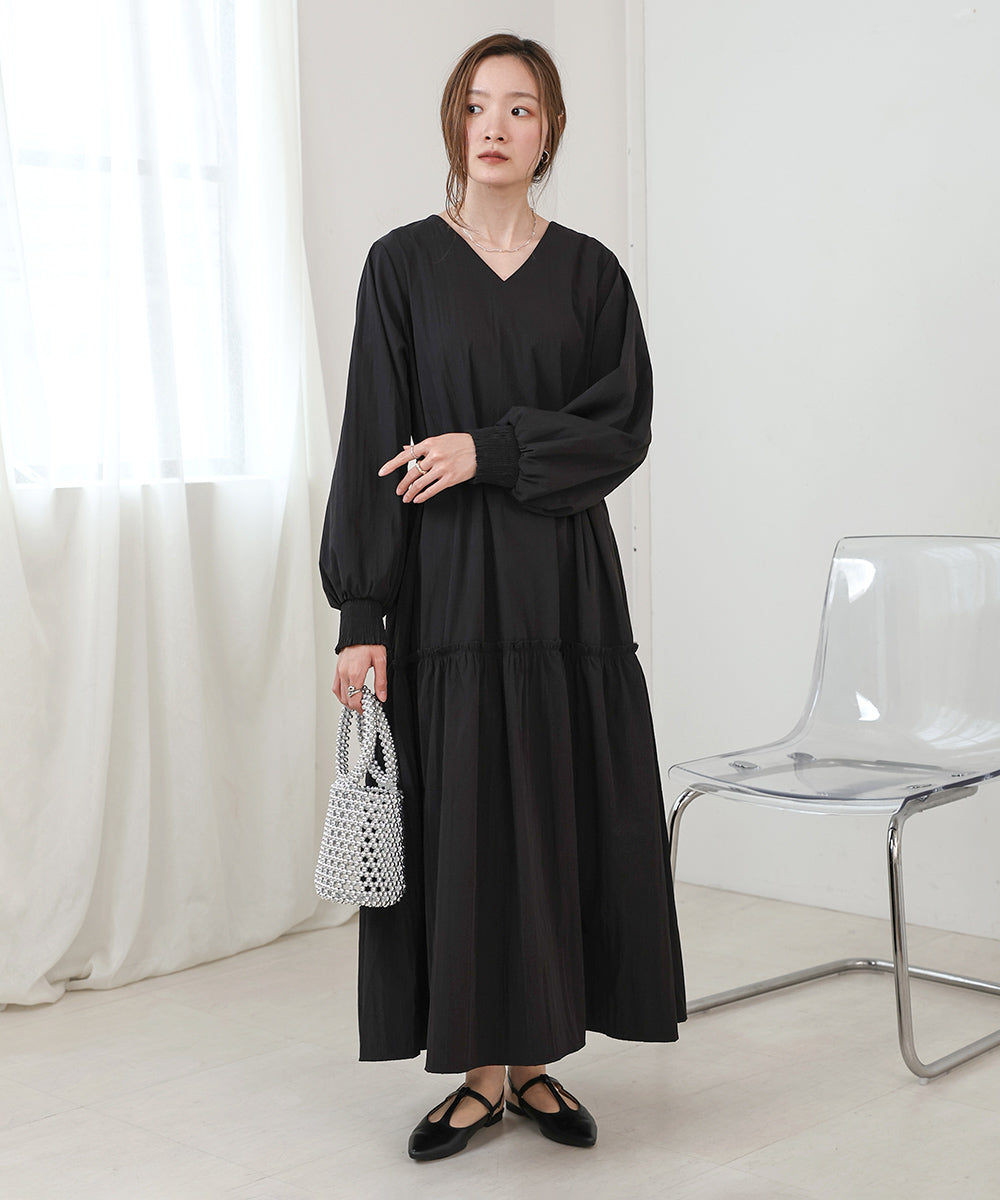 V-NECK GATHERED ONEPIECE