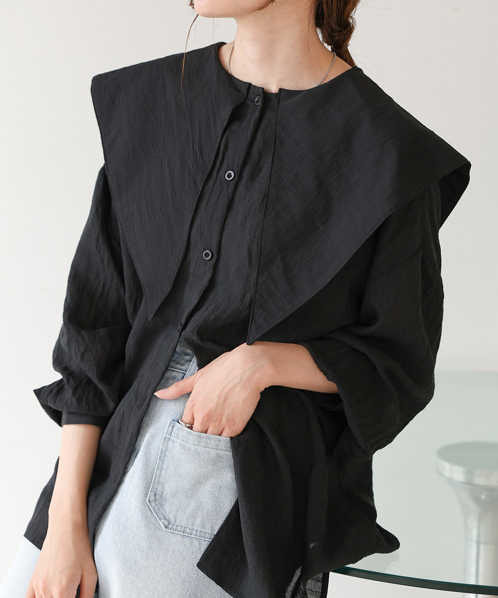BIG SAILOR COLLAR BLOUSE