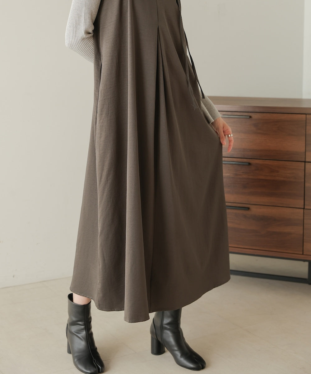 matte satin tuck ribbon onepiece