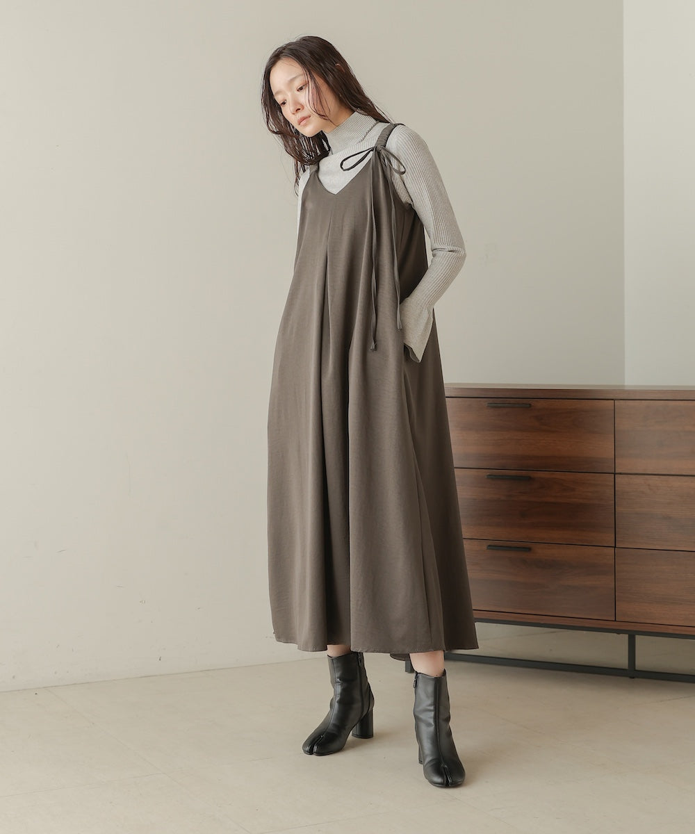 matte satin tuck ribbon onepiece