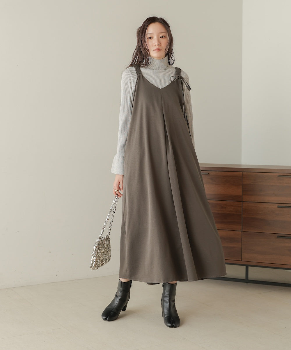 matte satin tuck ribbon onepiece