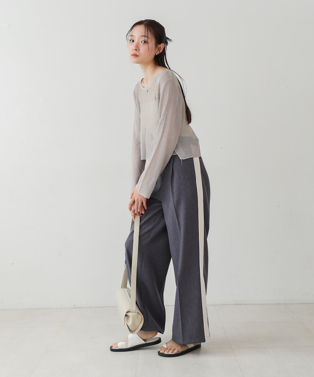 バックデザインメッシュニットトップス