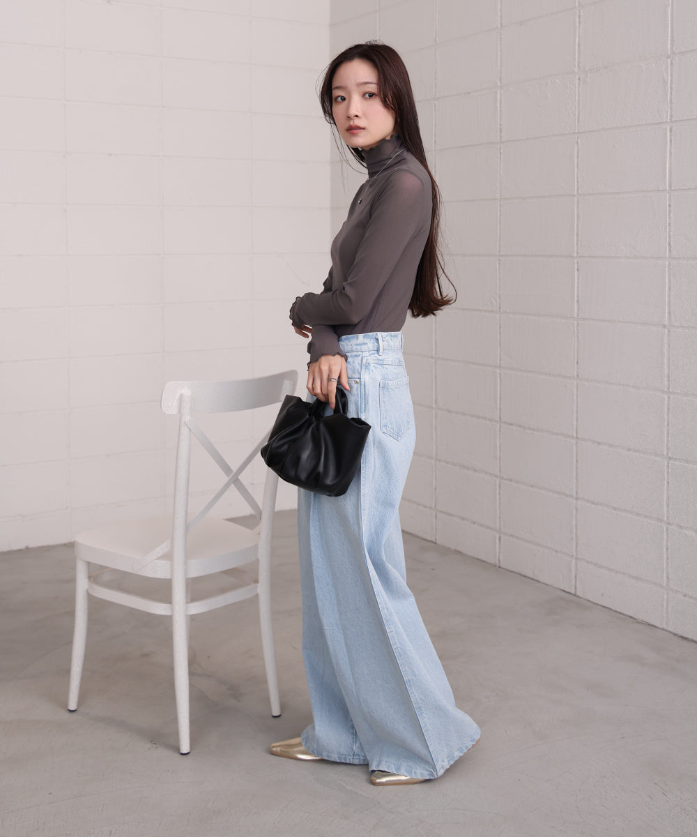 シアーハイネックメロートップス