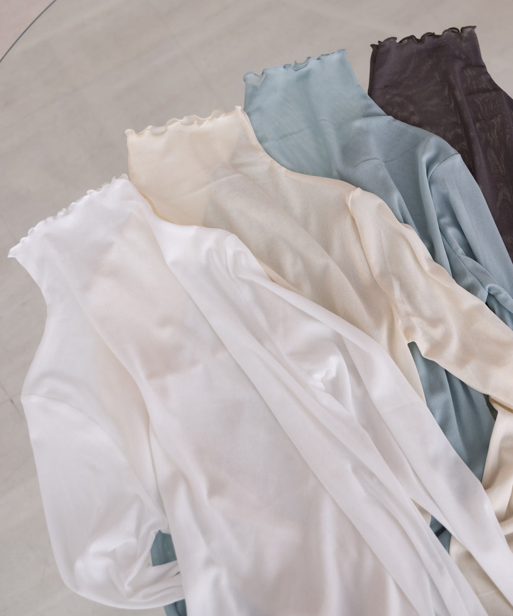 シアーハイネックメロートップス