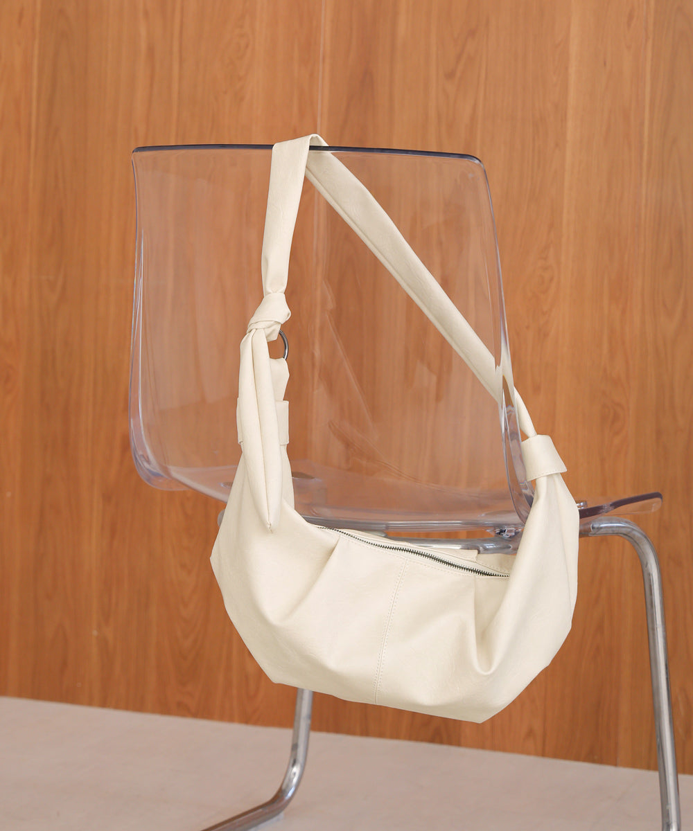 ショルダークロワッサンバッグ