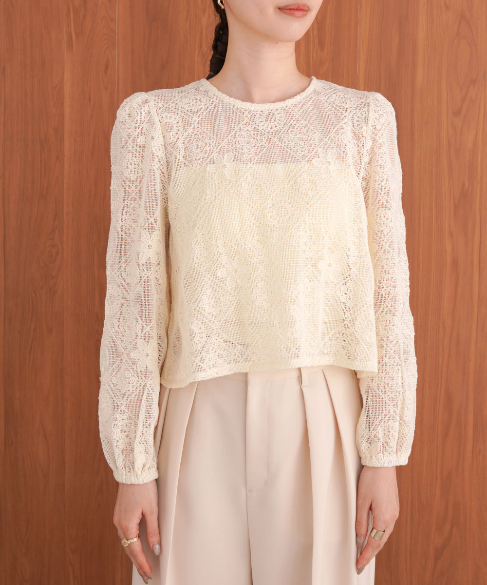 花柄レースブラウス