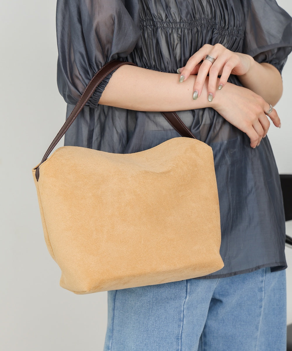 スエード調ハンドルバッグ