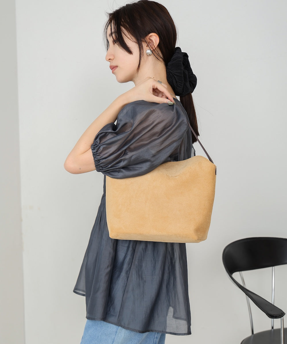 スエード調ハンドルバッグ