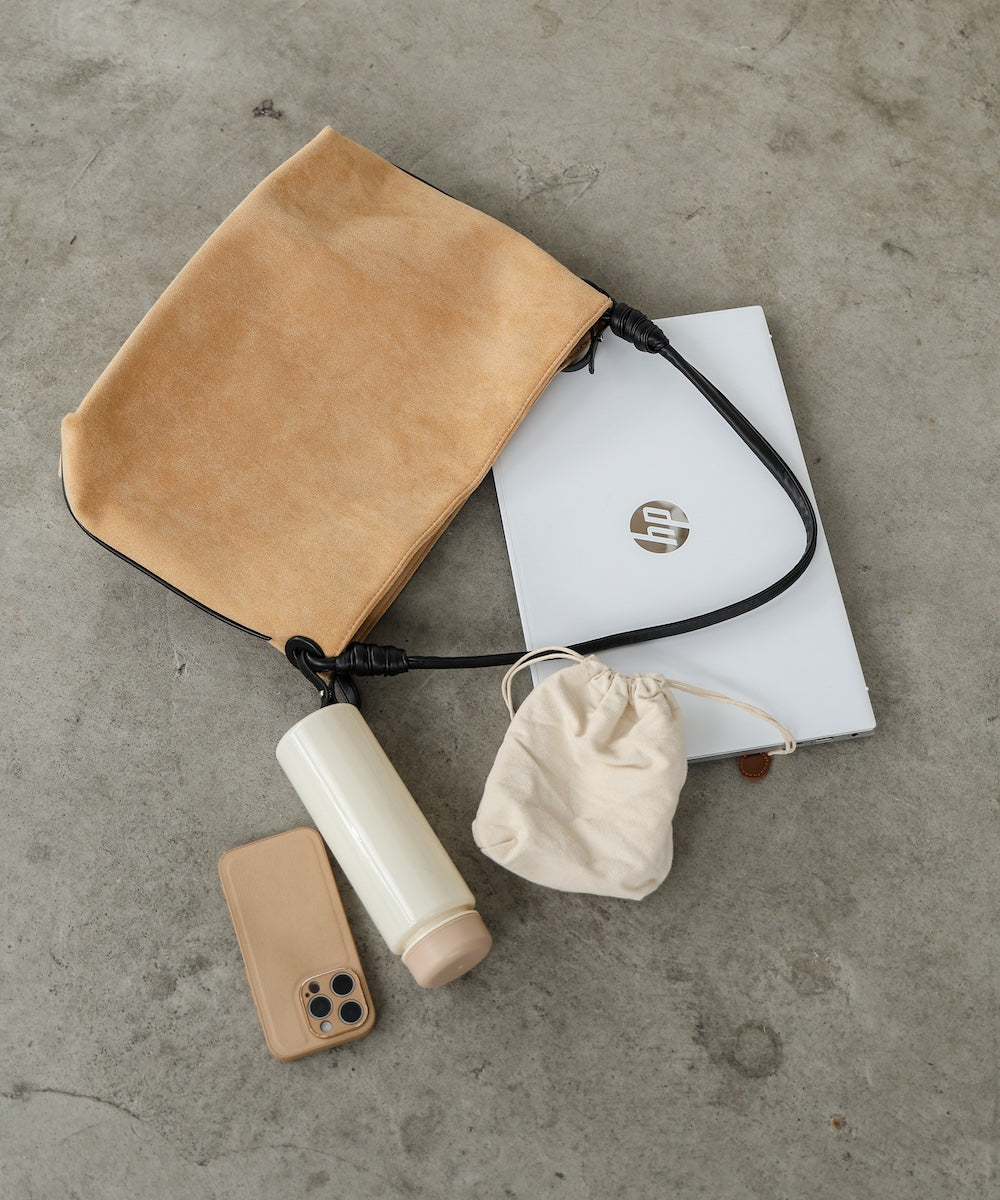 スエード調ハンドルバッグ