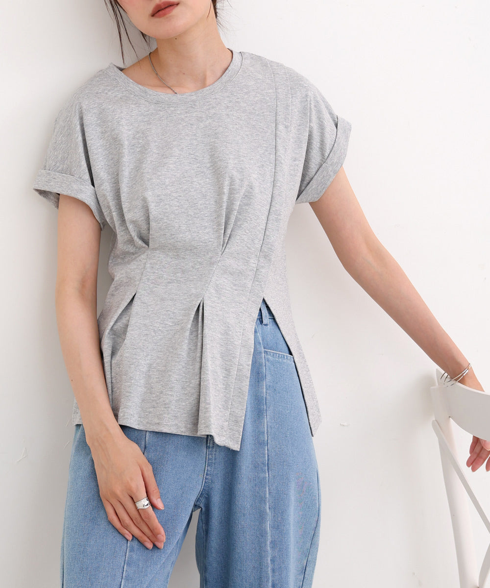 フロントタックデザイン スリットトップス