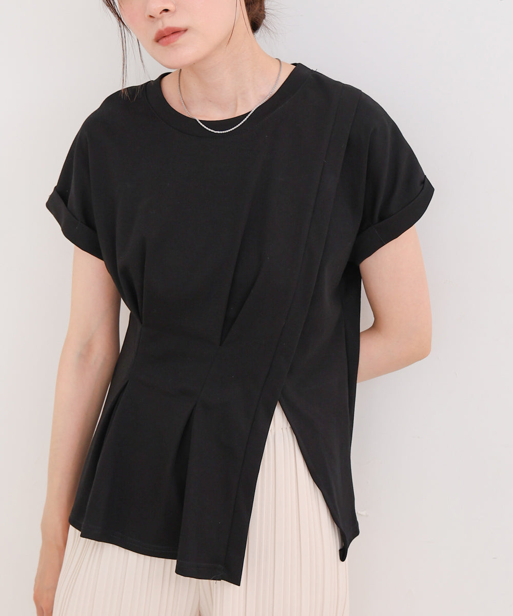 フロントタックデザイン スリットトップス