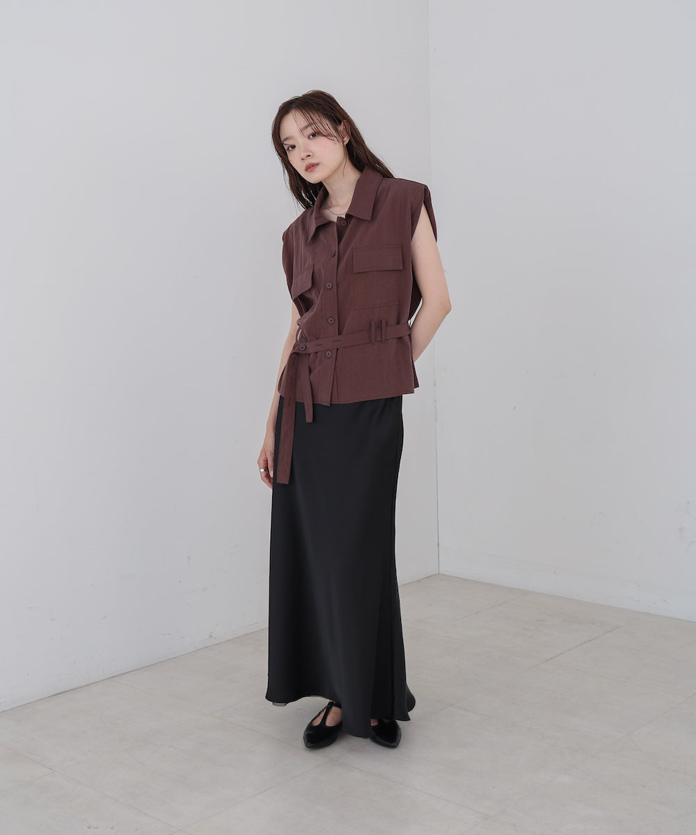 肩パット入りベストトップス