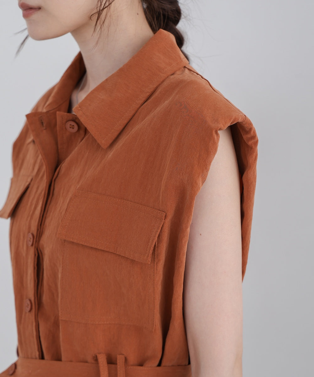 肩パット入りベストトップス