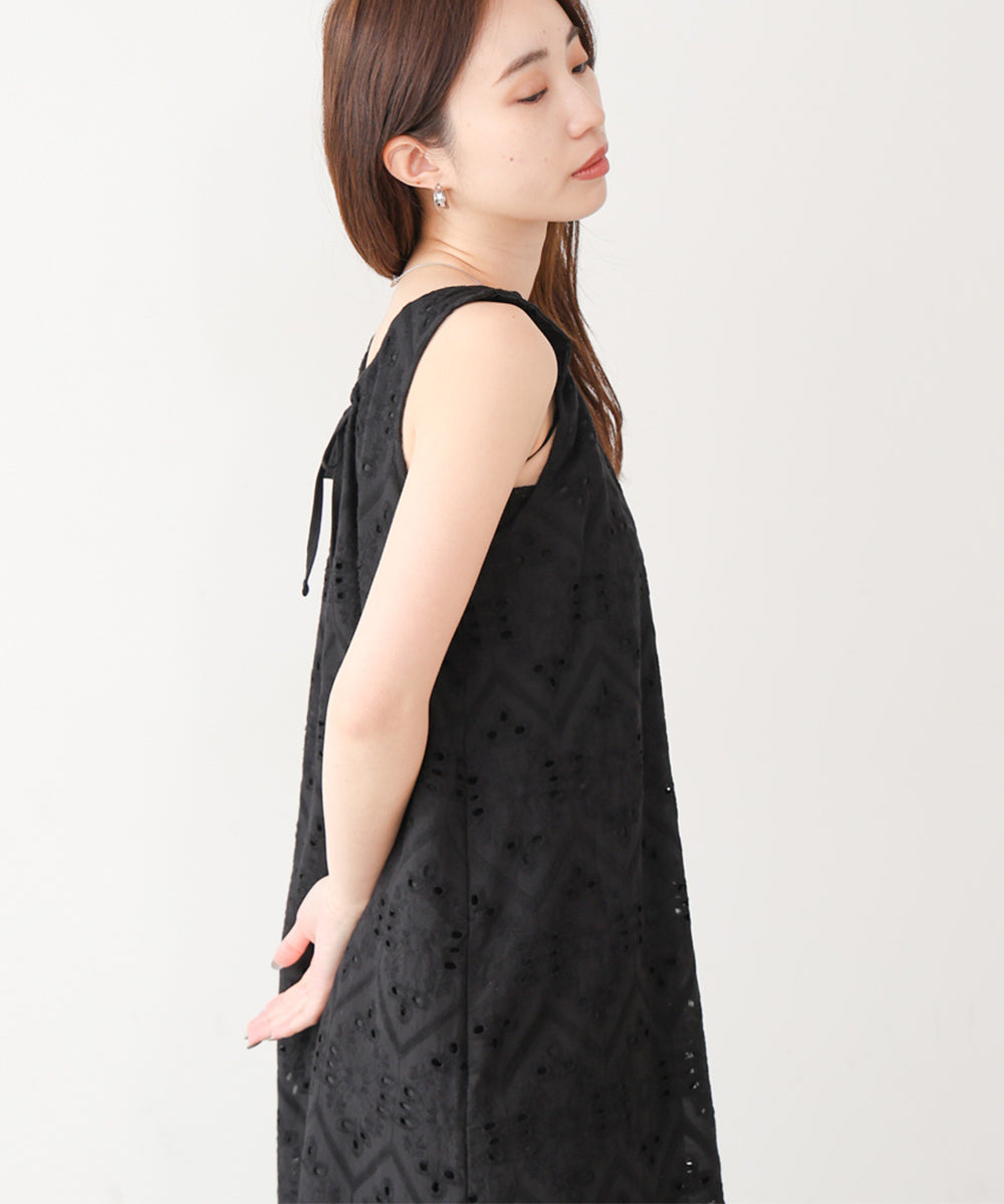 【S・Mサイズ展開】コットン刺繍ワンピース