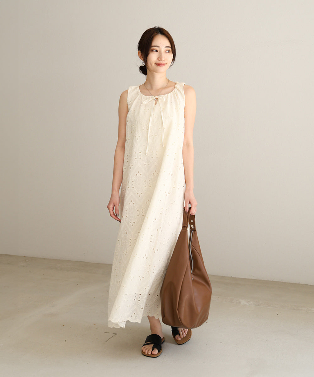 【S・Mサイズ展開】コットン刺繍ワンピース