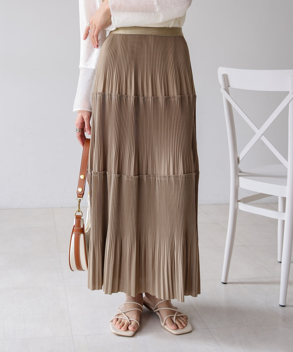 プリーツスカート