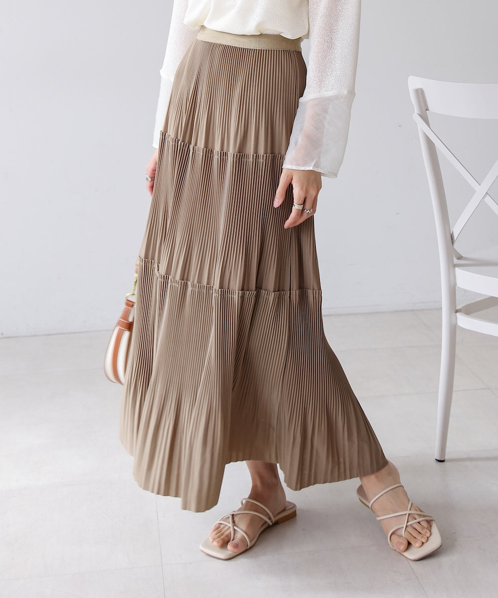プリーツスカート