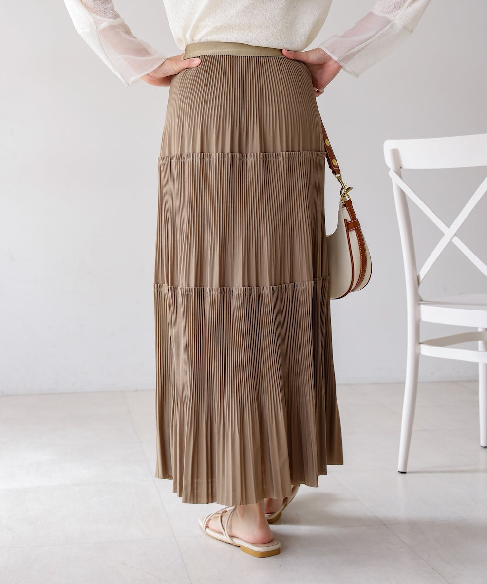 プリーツスカート