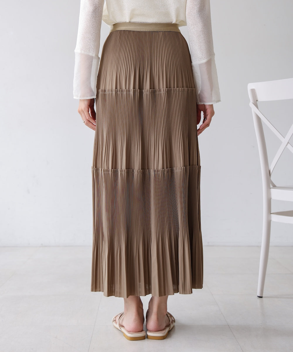 プリーツスカート