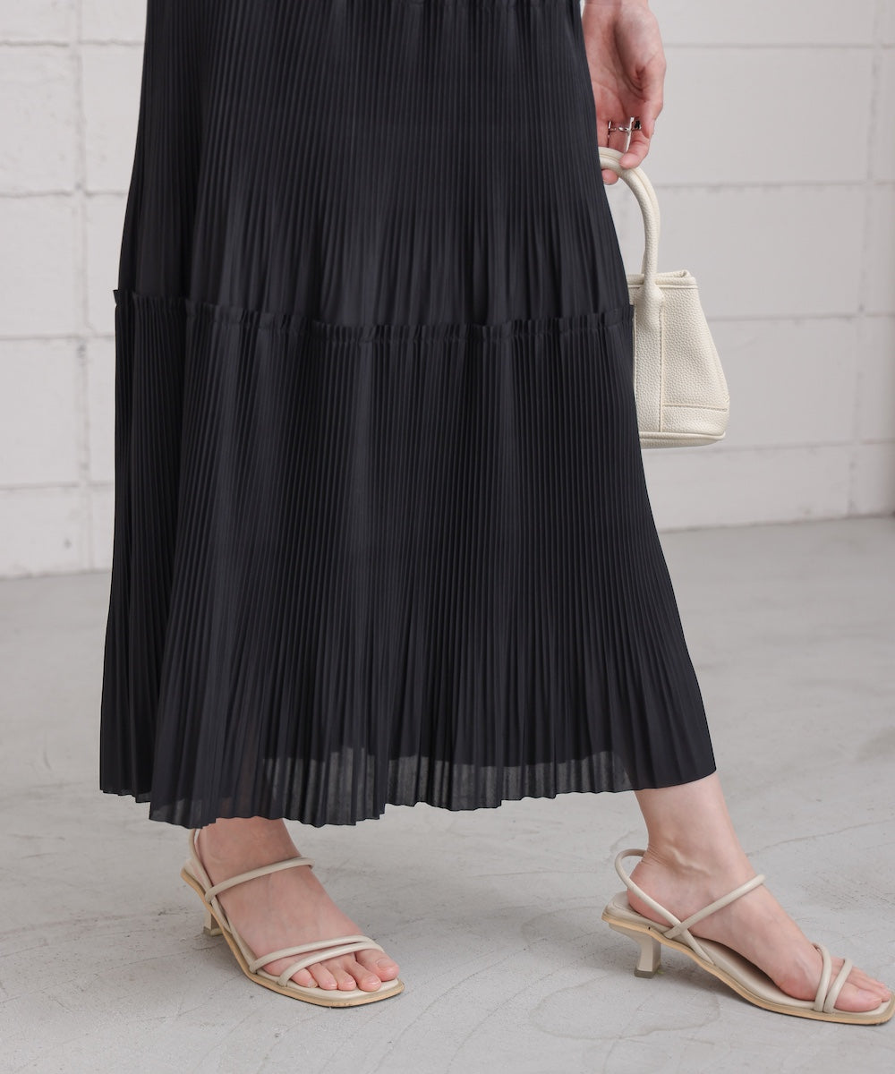 プリーツスカート