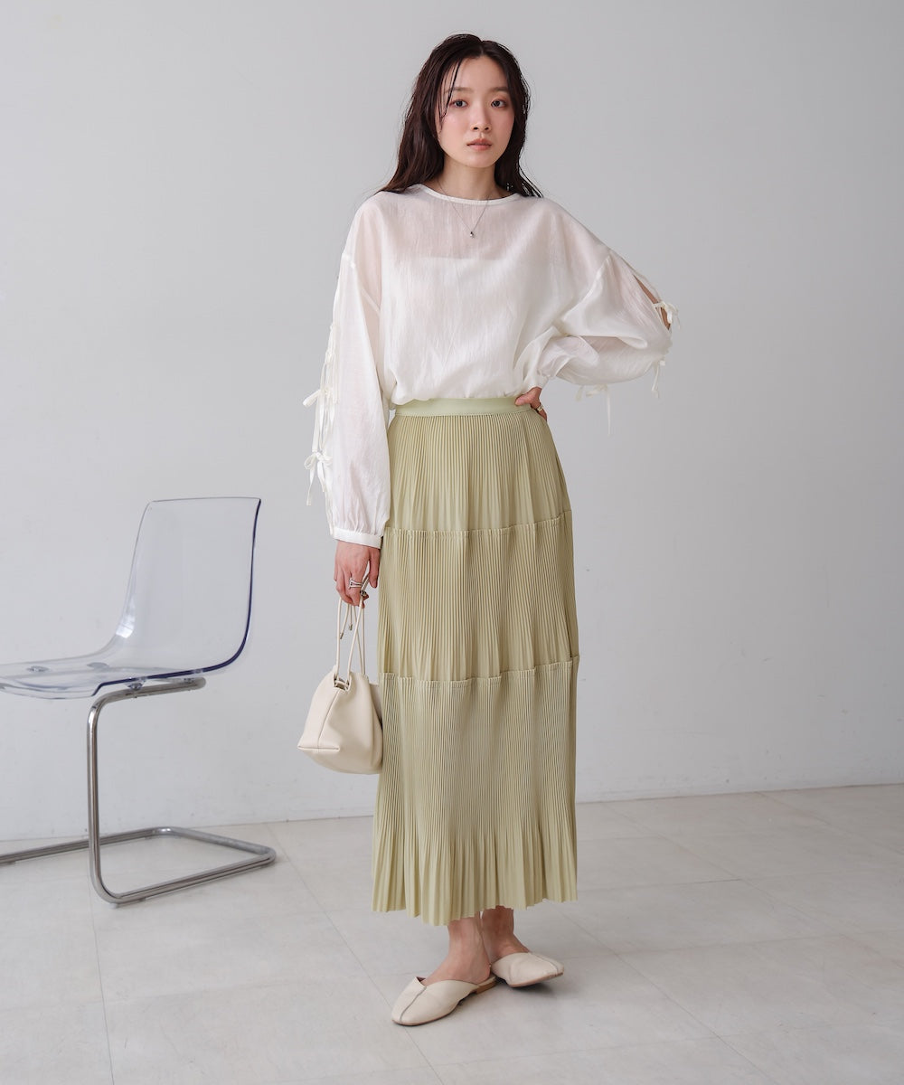 プリーツスカート