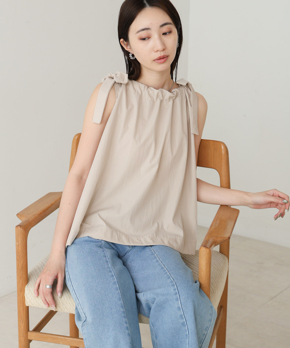 ショルダーリボンデザインブラウス