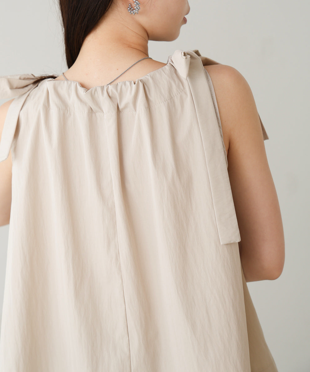 ショルダーリボンデザインブラウス