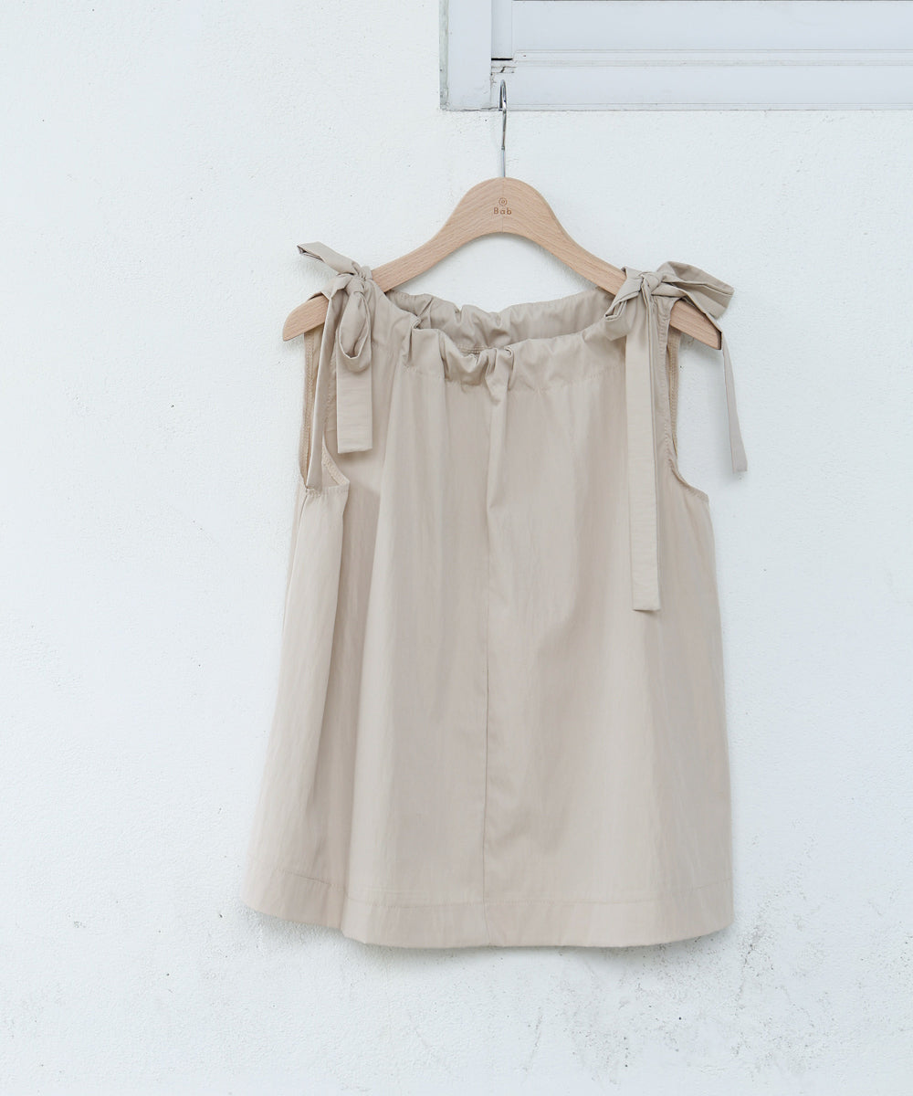 ショルダーリボンデザインブラウス