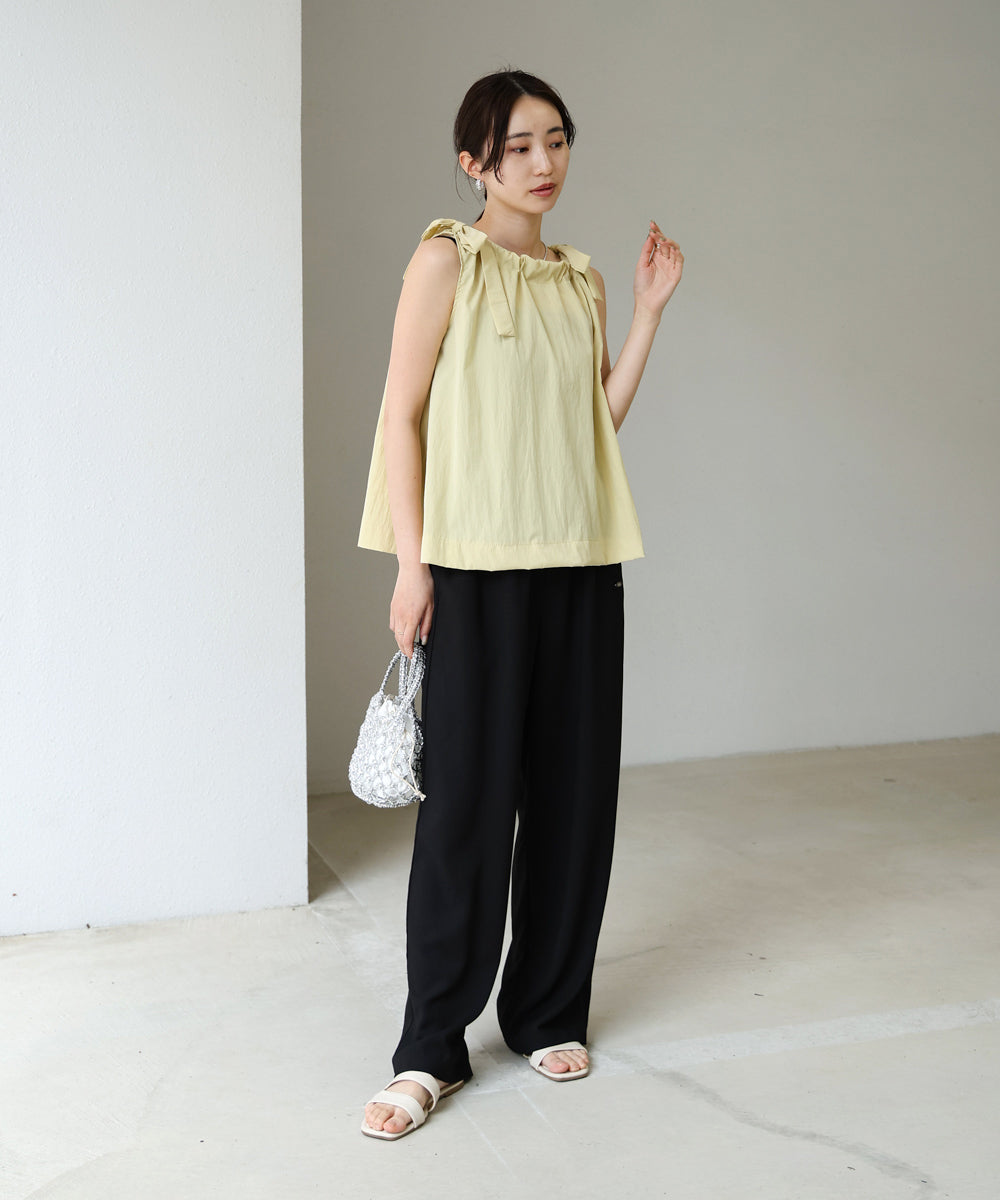 ショルダーリボンデザインブラウス